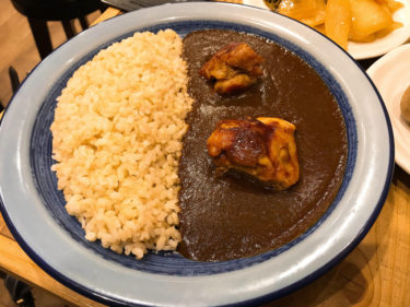 もうやんカレーが野菜たっぷりでめちゃめちゃ美味しかった